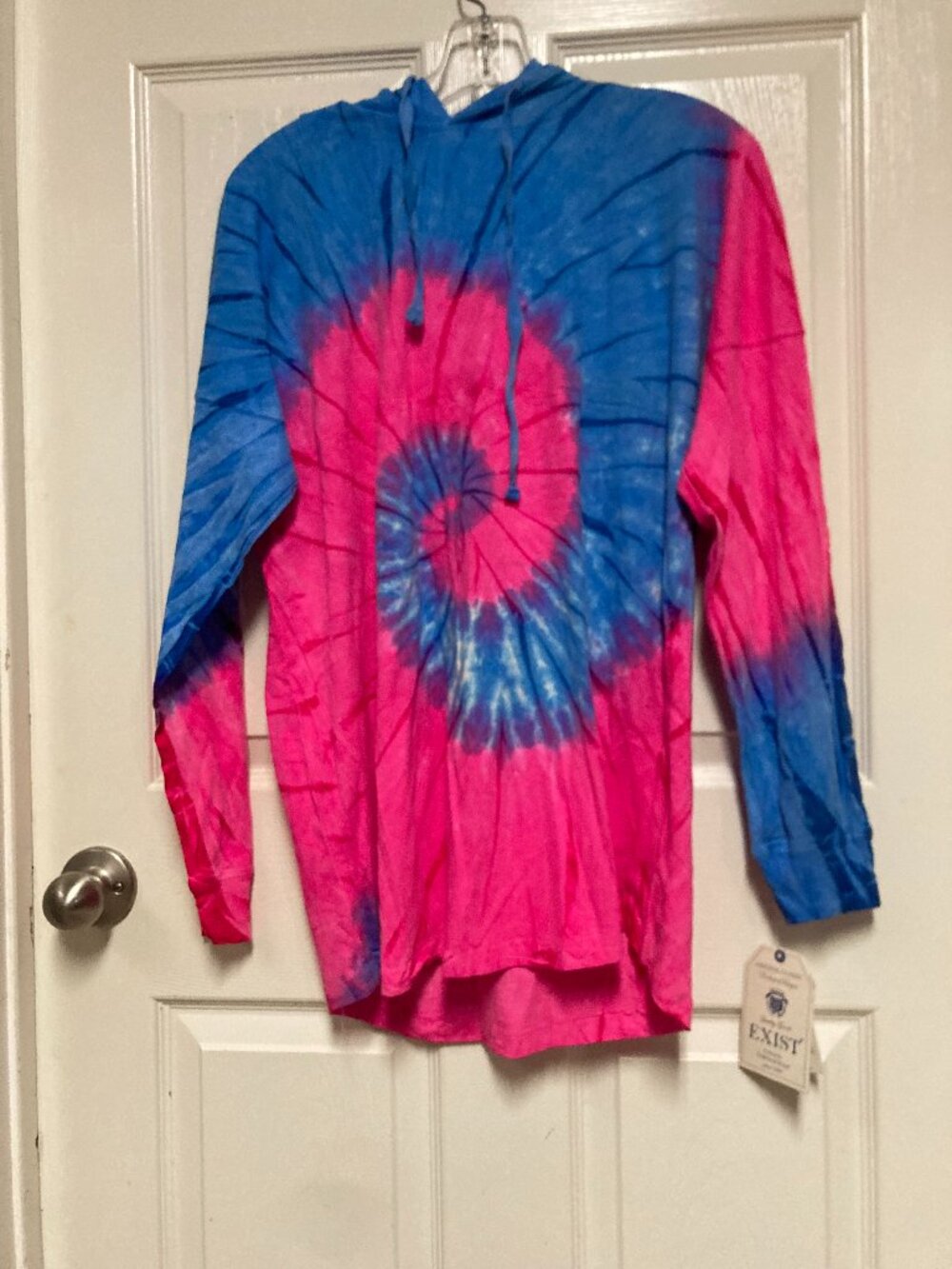 EXIST long sleeve hooded tee New With Tags blue and pink size Large Women's